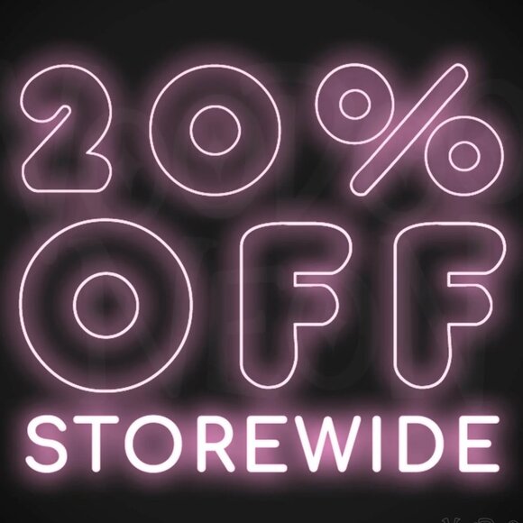 20% off Closet sale - Picture 1 of 1
